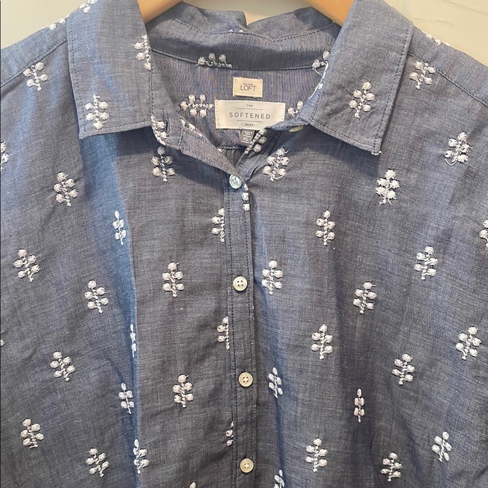 NWT LOFT “the softened” Blue Floral Embroidered Shirt - Picture 3 of 11